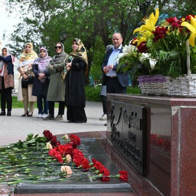 Сотрудник КВШП обеспечил лингвистическое сопровождение памятного мероприятия в честь Омара Хайяма